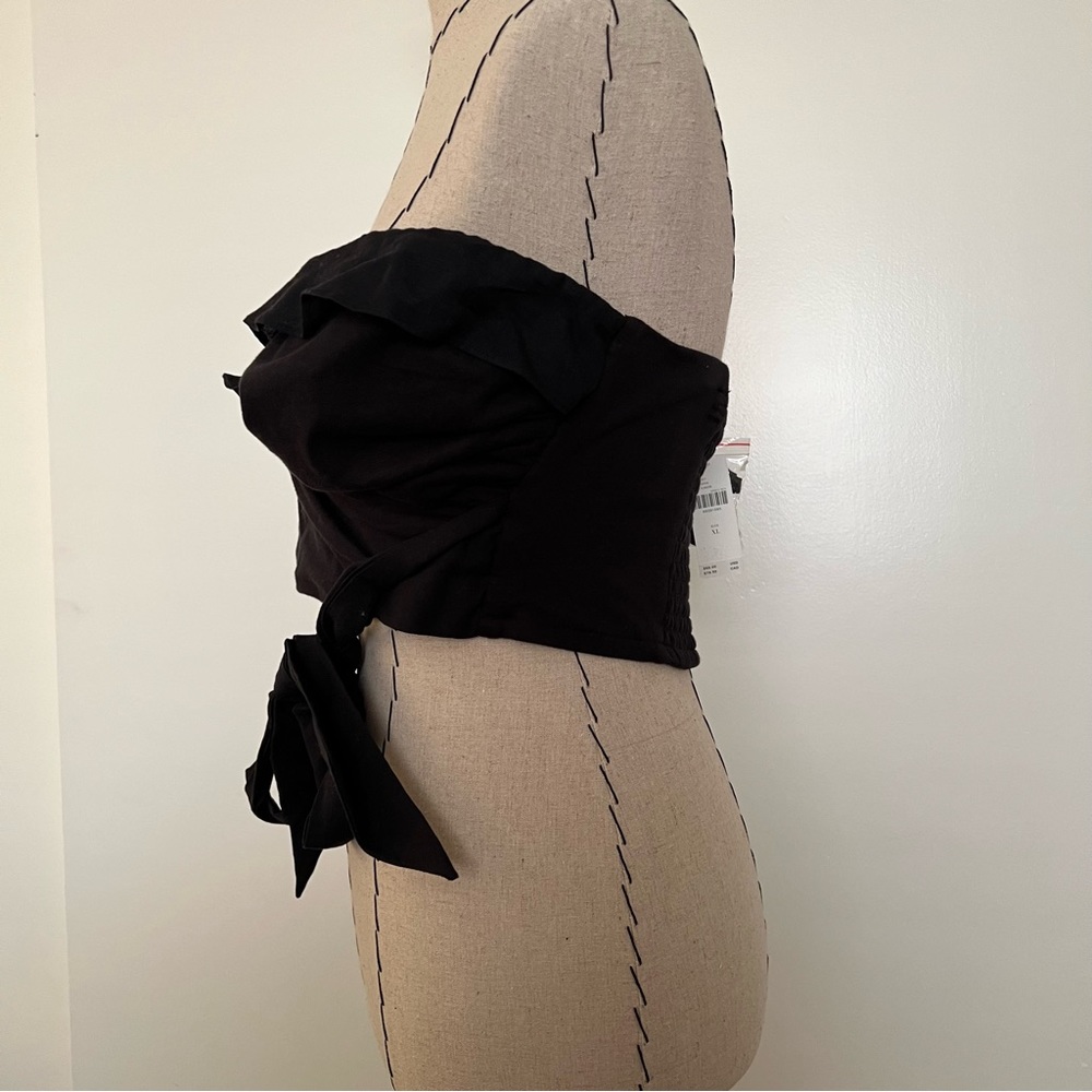 NWT Ruffled Tie-Front Tube Top - Picture 9 of 16